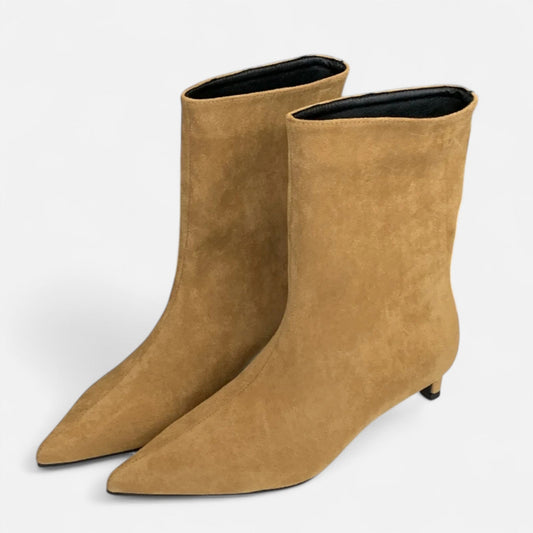 Imperé Line | Women's Pointed Low Heel Vintage Ankle Boots